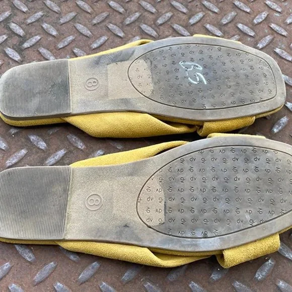 Dolce Vita Women Flat Sandal Yellow Suede Flat Ladies Shoes Size 8 - Picture 8 of 9